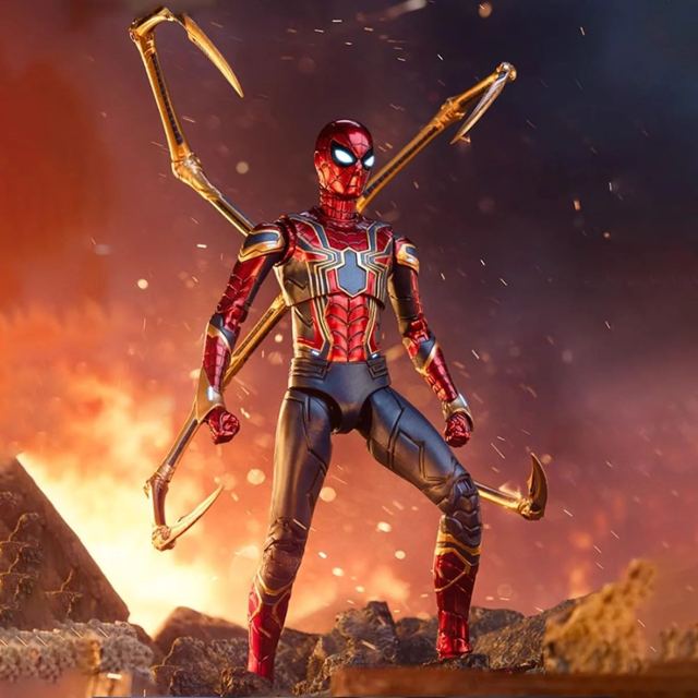 ZD Toys Iron Spider 1/10 scale figure from Avengers: Infinity War with golden spider legs